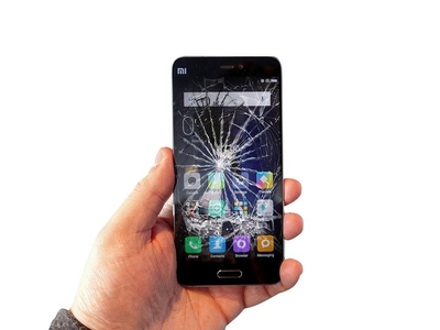 pantalla_de_nuestro_smartphone_rajada Nuestra pantalla esta rajada